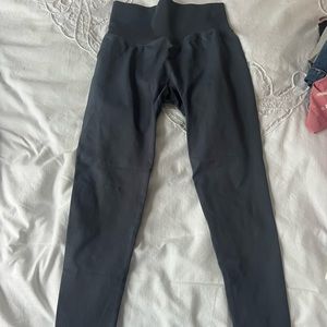 Naturyl by niykee heaton compression scrunch high waisted navy leggings